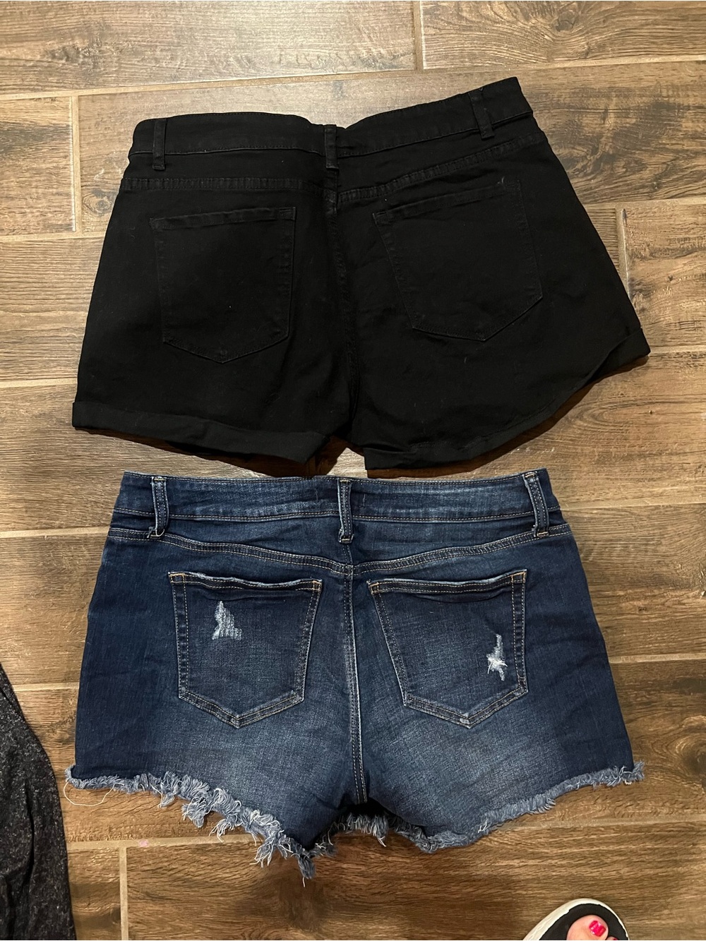 Silver Jeans Black and Dark Blue Denim Shorts - Women - Picture 2 of 3